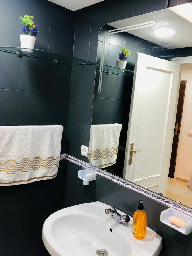 Amazing Appartement Au Centre Ville En Face Hilton - Gare Train Танжер Екстериор снимка